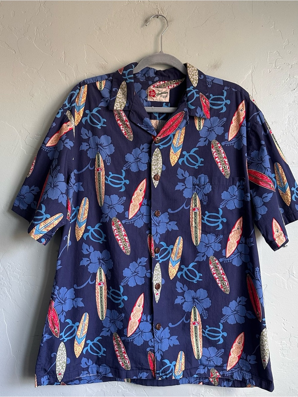 Vintage Hilo Hattie Blue Short-Sleeve Surfboard Print Hawaiian Shirt Men's Large